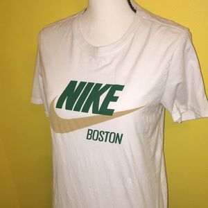 Nike T-shirt